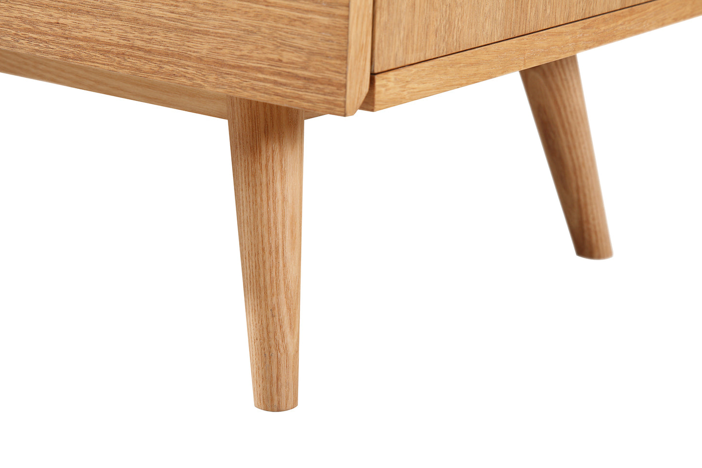 Pieds du Buffet en Bois Scandinave Avat